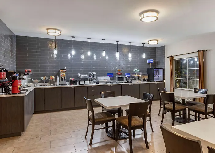 Best Hotels Near Oakdale PA