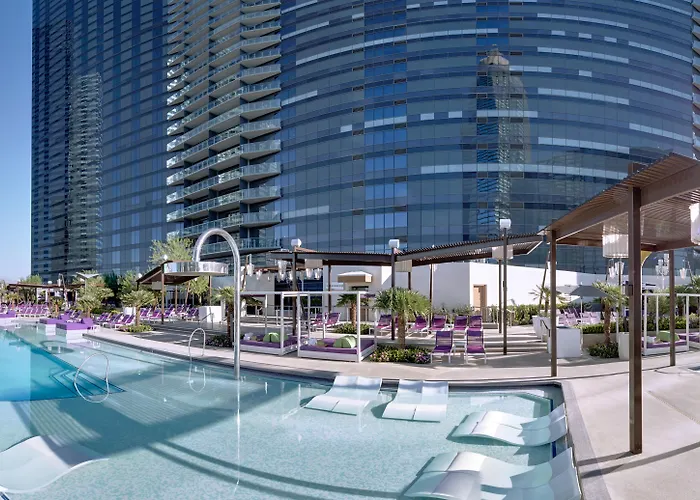 Top Luxury Hotels in Vibrant Las Vegas