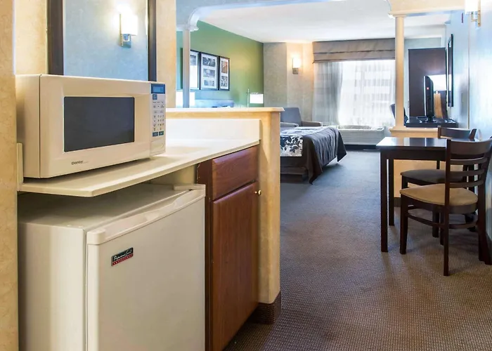 Best Hotels at Cascade Station Portland Oregon