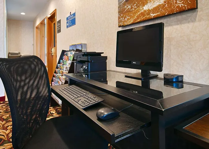 Top-Rated Balcony Hotels in Dallas for a Scenic Stay