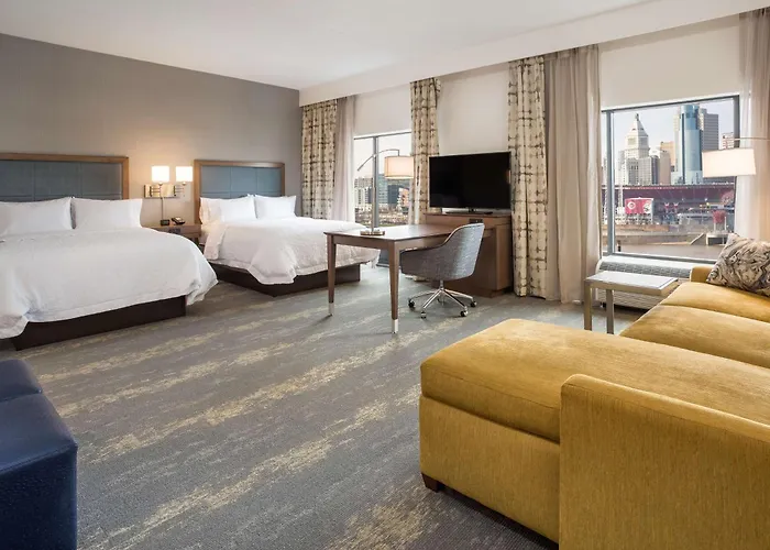 Best Hotels Near Newport NH