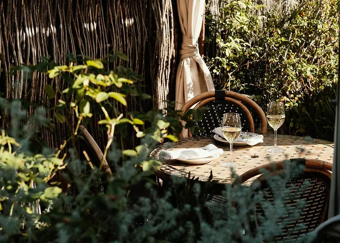 Top Party Hotels in Los Angeles