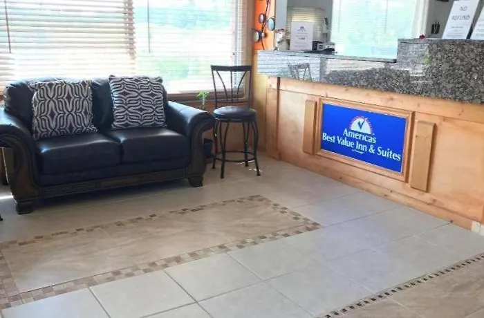 Prime Hotels in Macon Off I-75 Highway