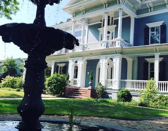 Best Hotels Near Capitol Hill Washington DC