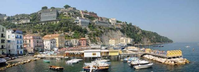 panorama di marina grande sorrento 1